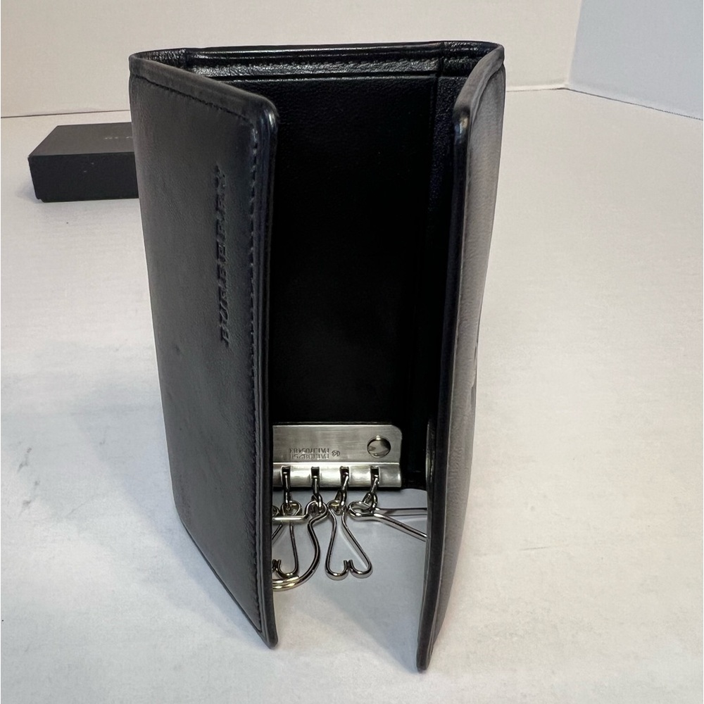 Burberry key case/card holder with box‎ - Picture 9 of 12